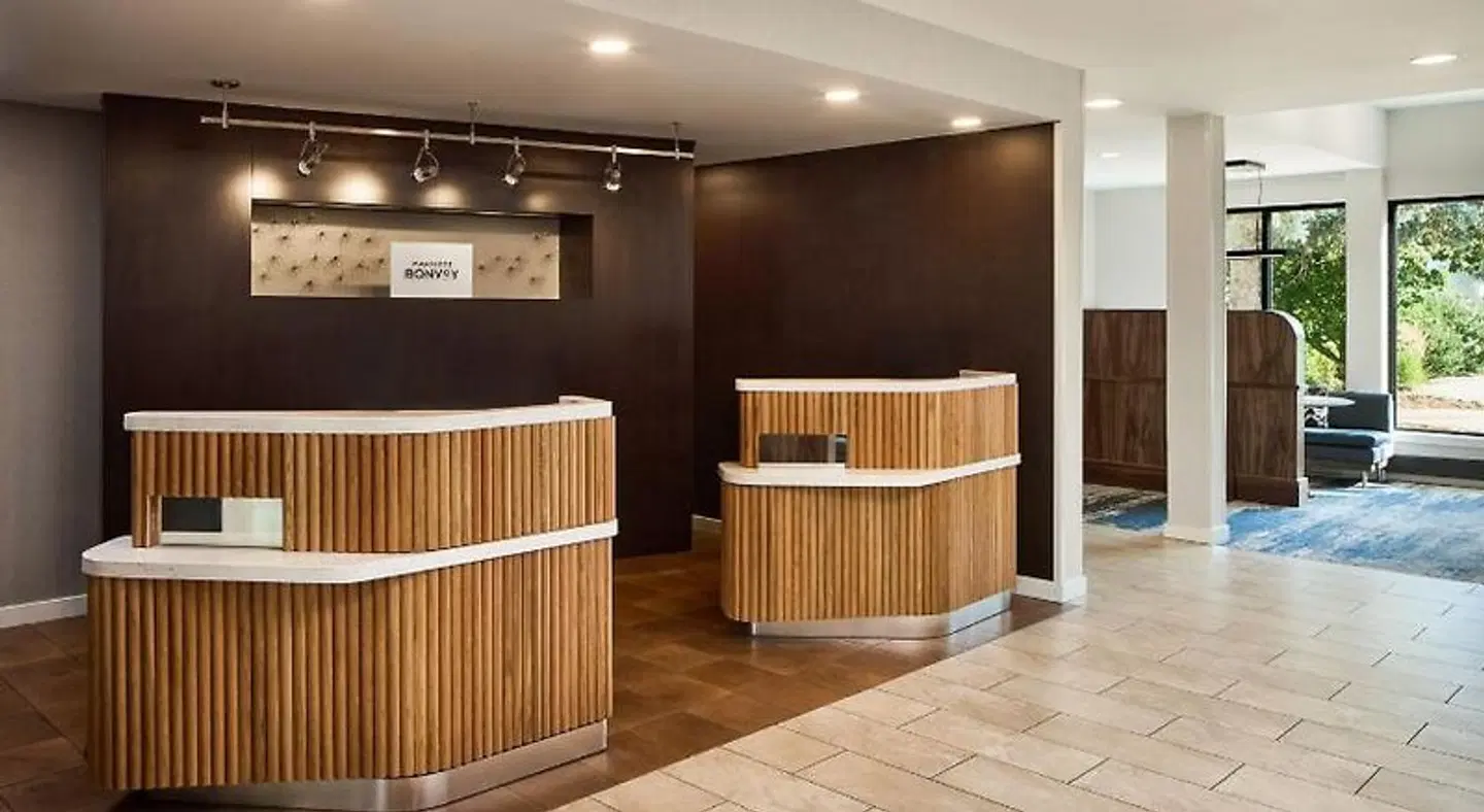 Courtyard by Marriott Fort Collins LOUNGE_LOBBY