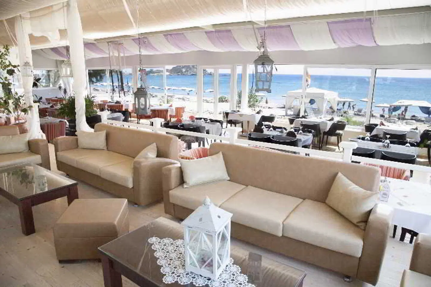 Sacallis Inn Beach Hotel Restaurant