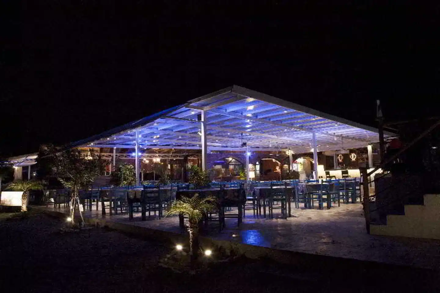 Sacallis Inn Beach Hotel Restaurant