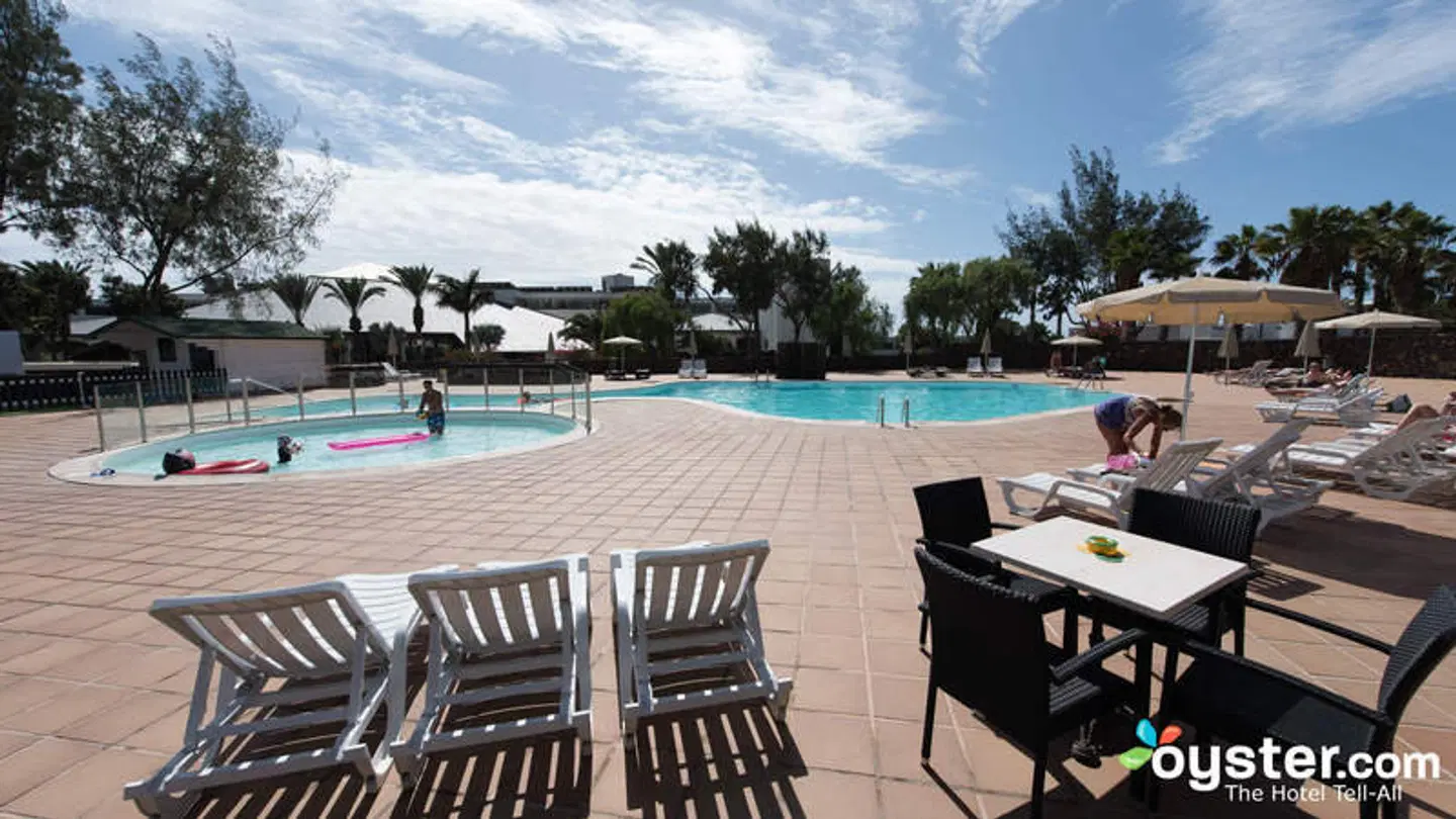 Palmeras Garden OUTDOOR_POOL