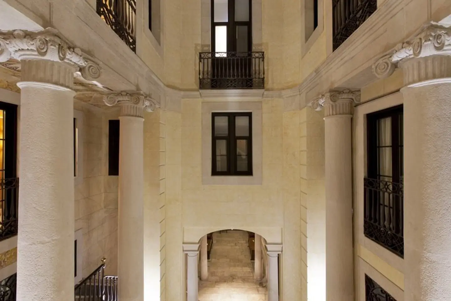 Medinaceli LOUNGE_LOBBY