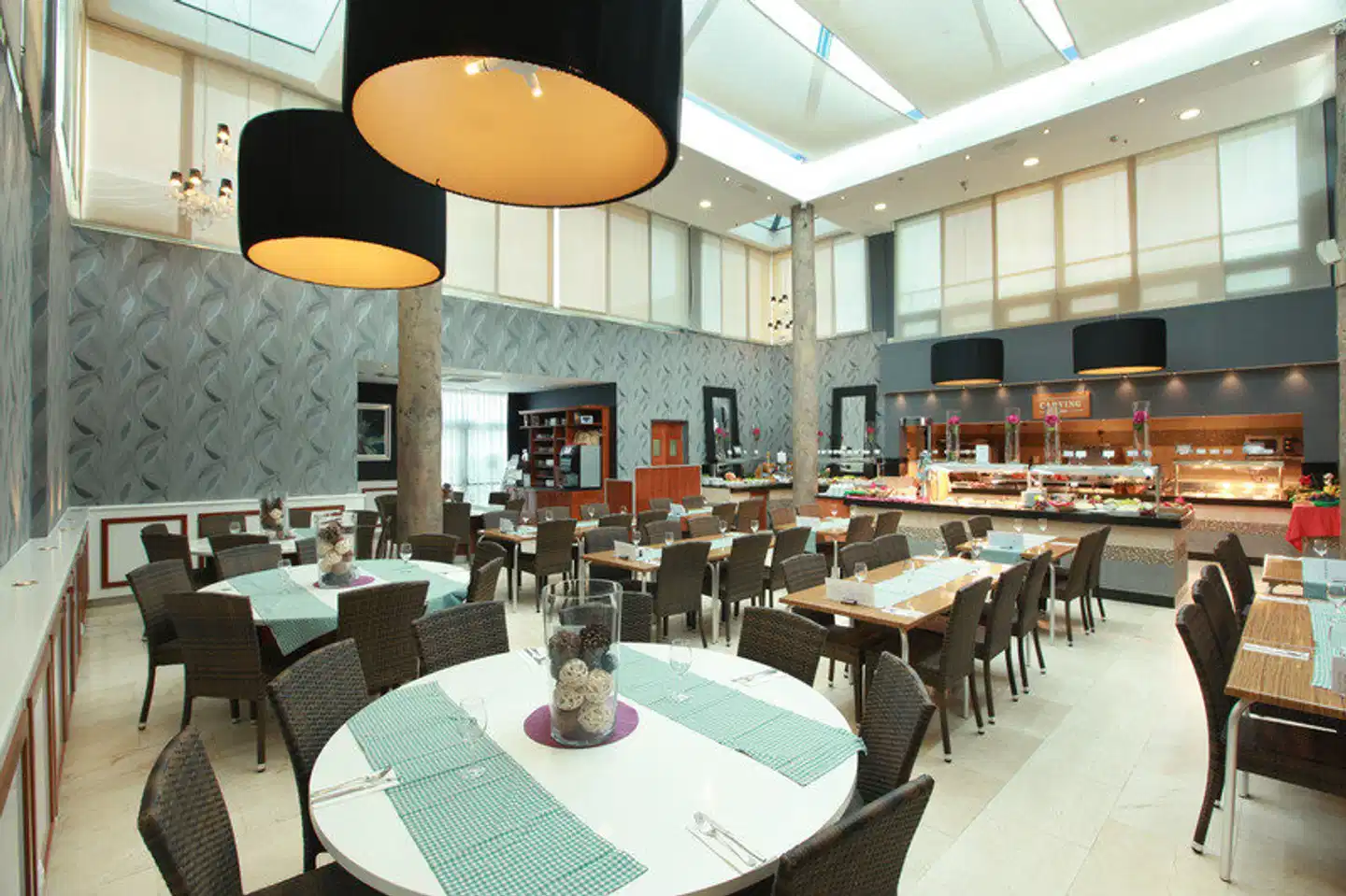 Playa Feliz Restaurant