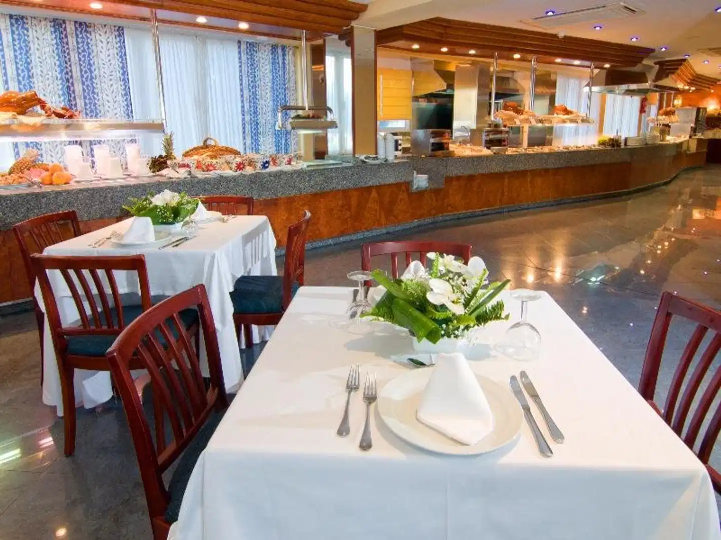 BelleVue Vistanova Restaurant