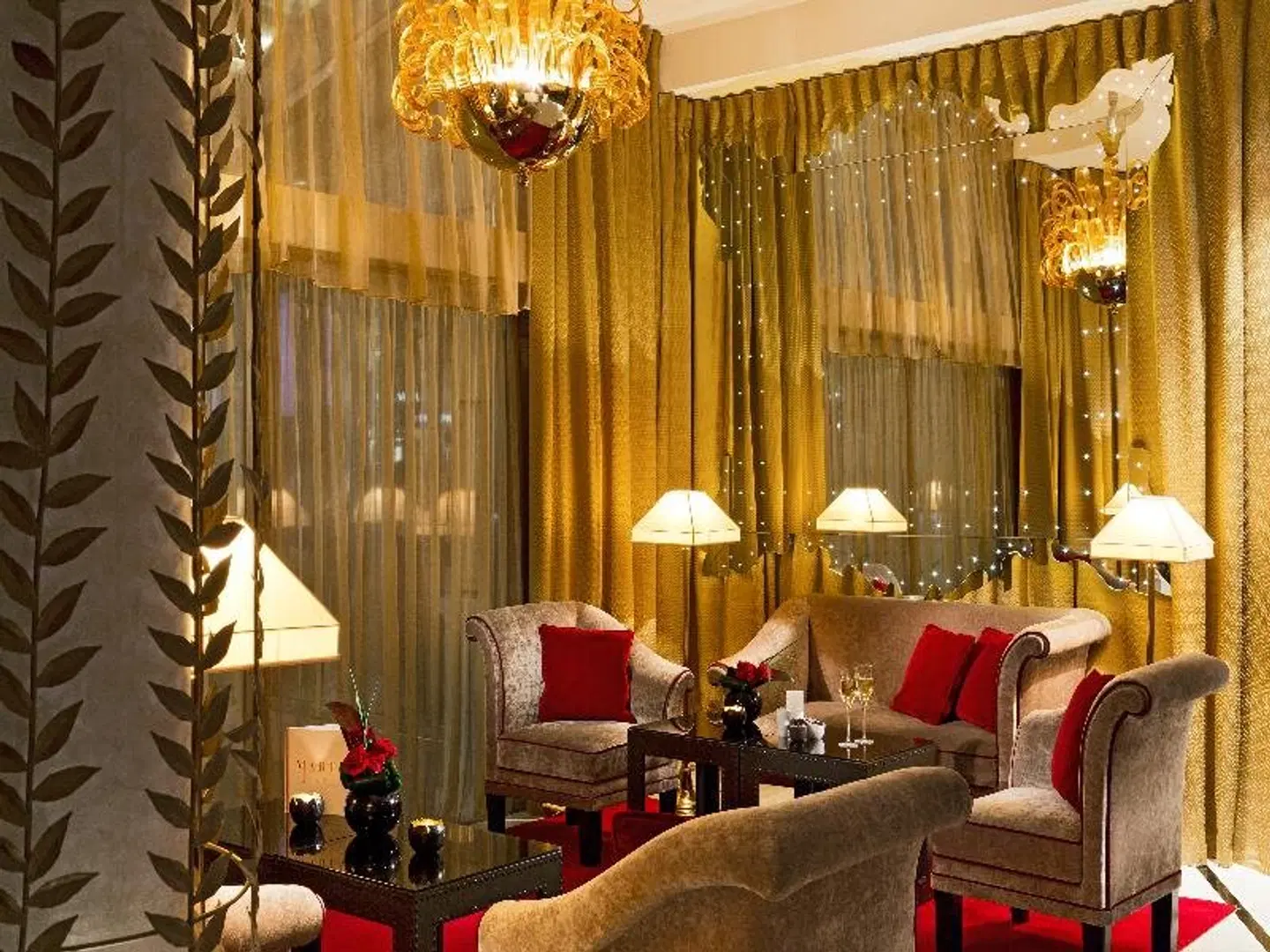 Fouquet's Barrière LOUNGE_LOBBY