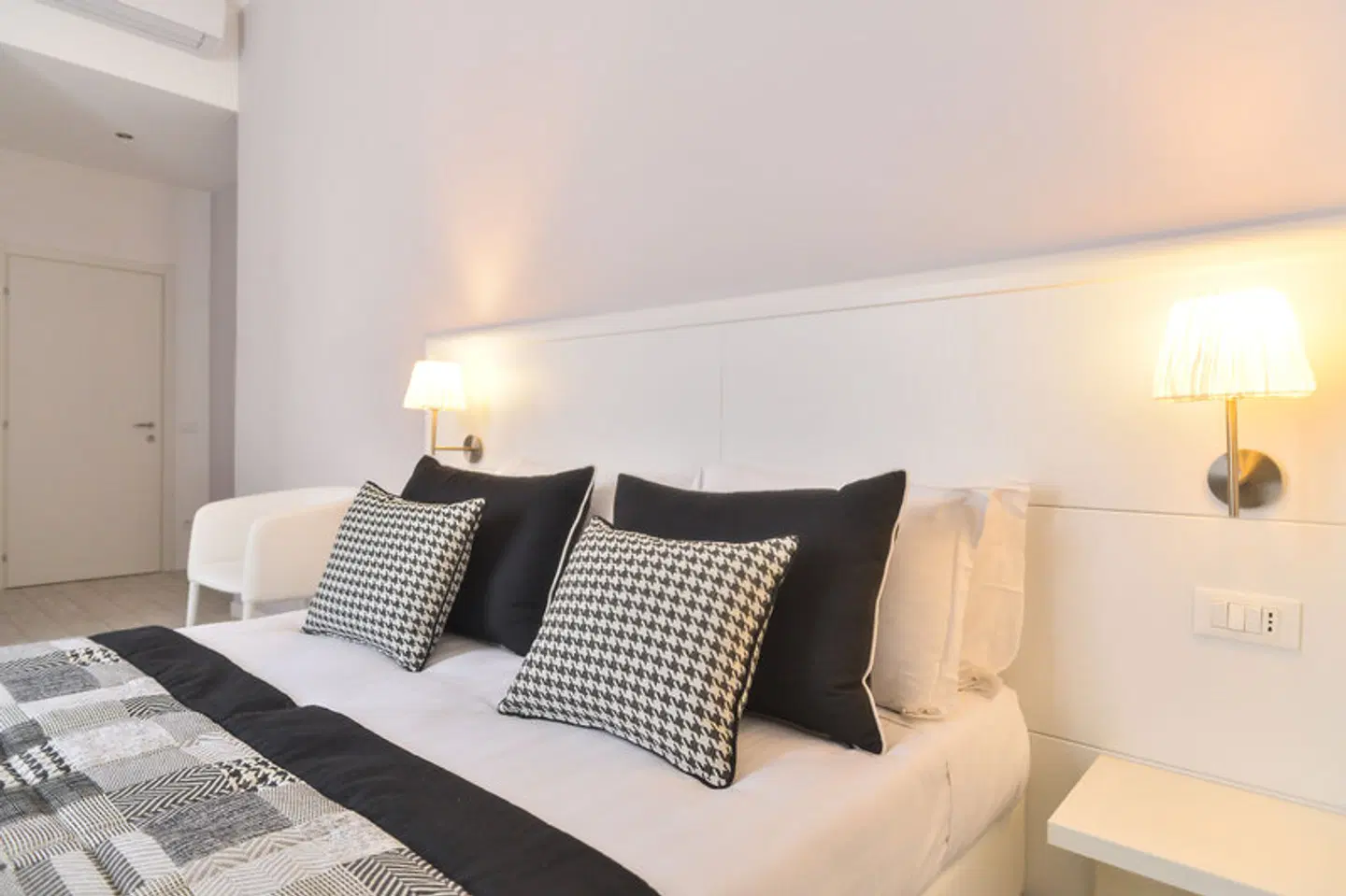 Lata Luxury Rooms ROOM_EXAMPLE