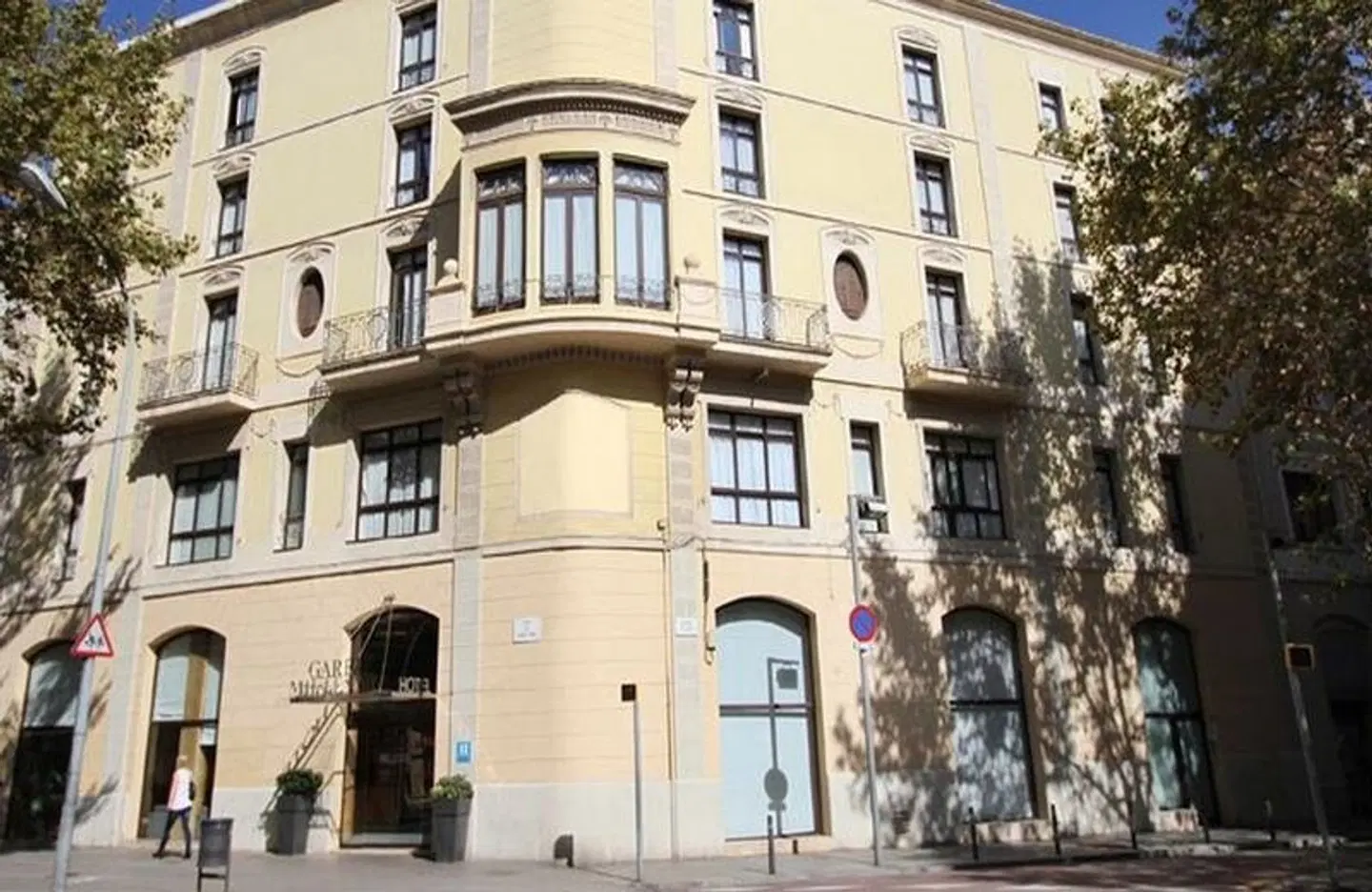Hotel Garbí Mil·lenni EXTERIOR