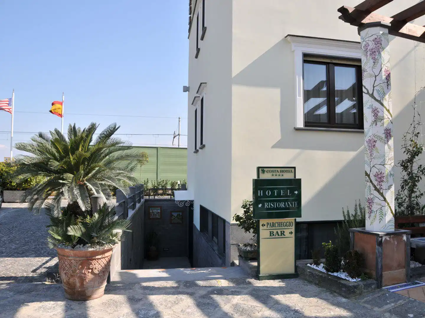 Costa Hotel Aussenansicht