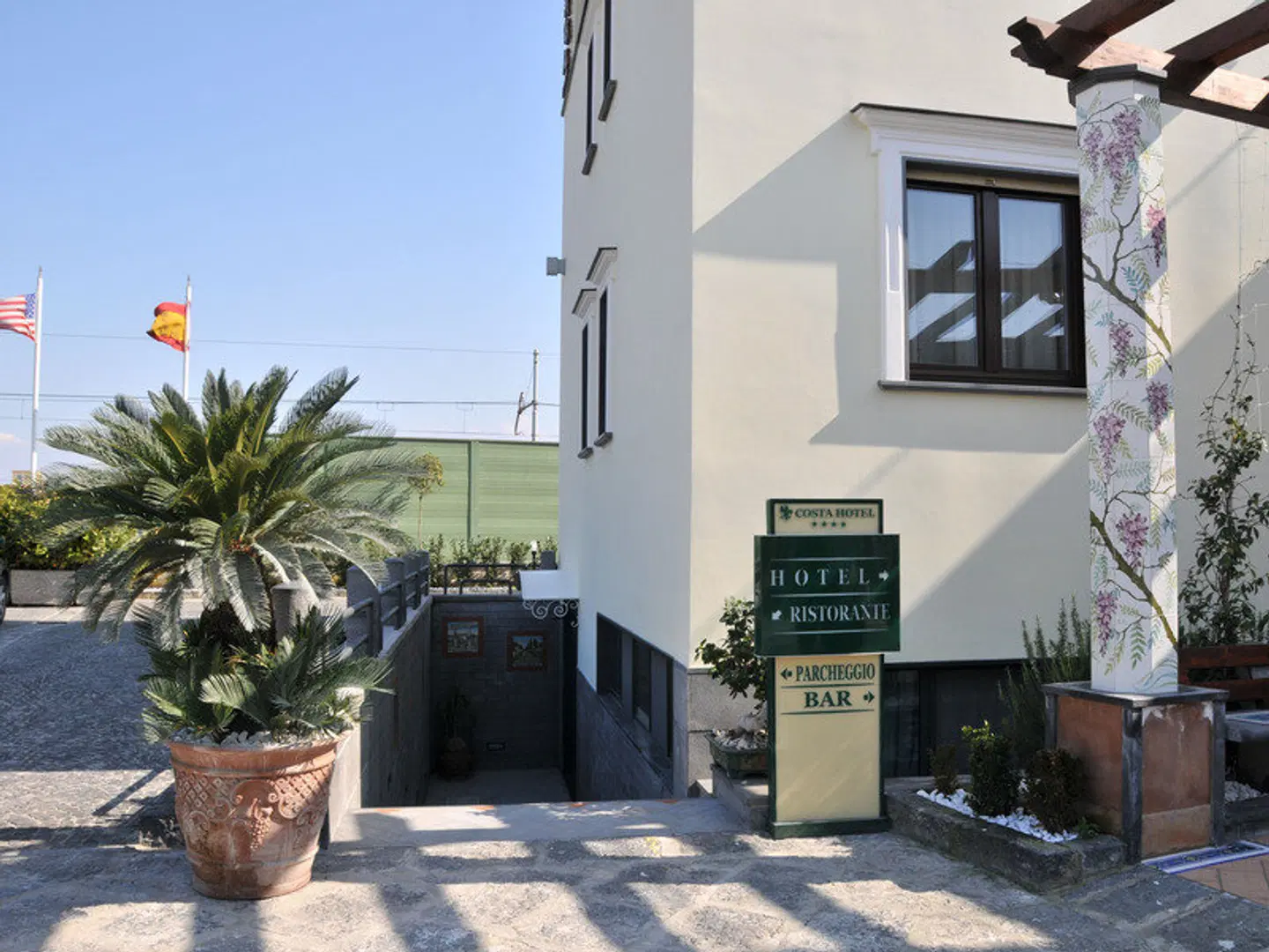 Costa Hotel EXTERIOR