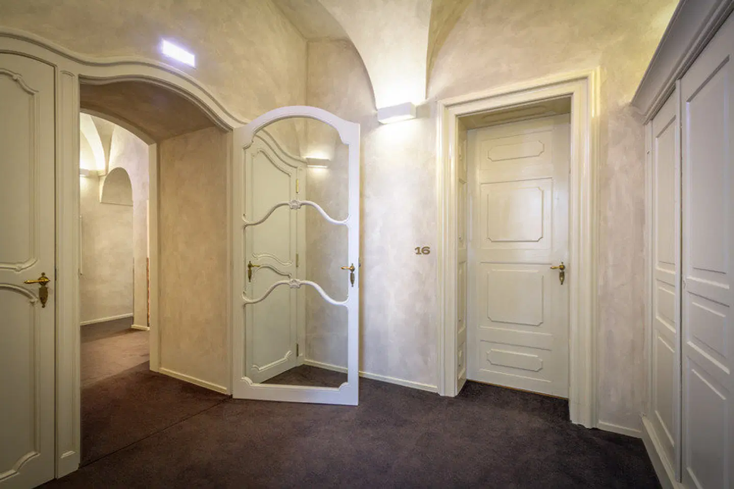 Golden Star LOUNGE_LOBBY