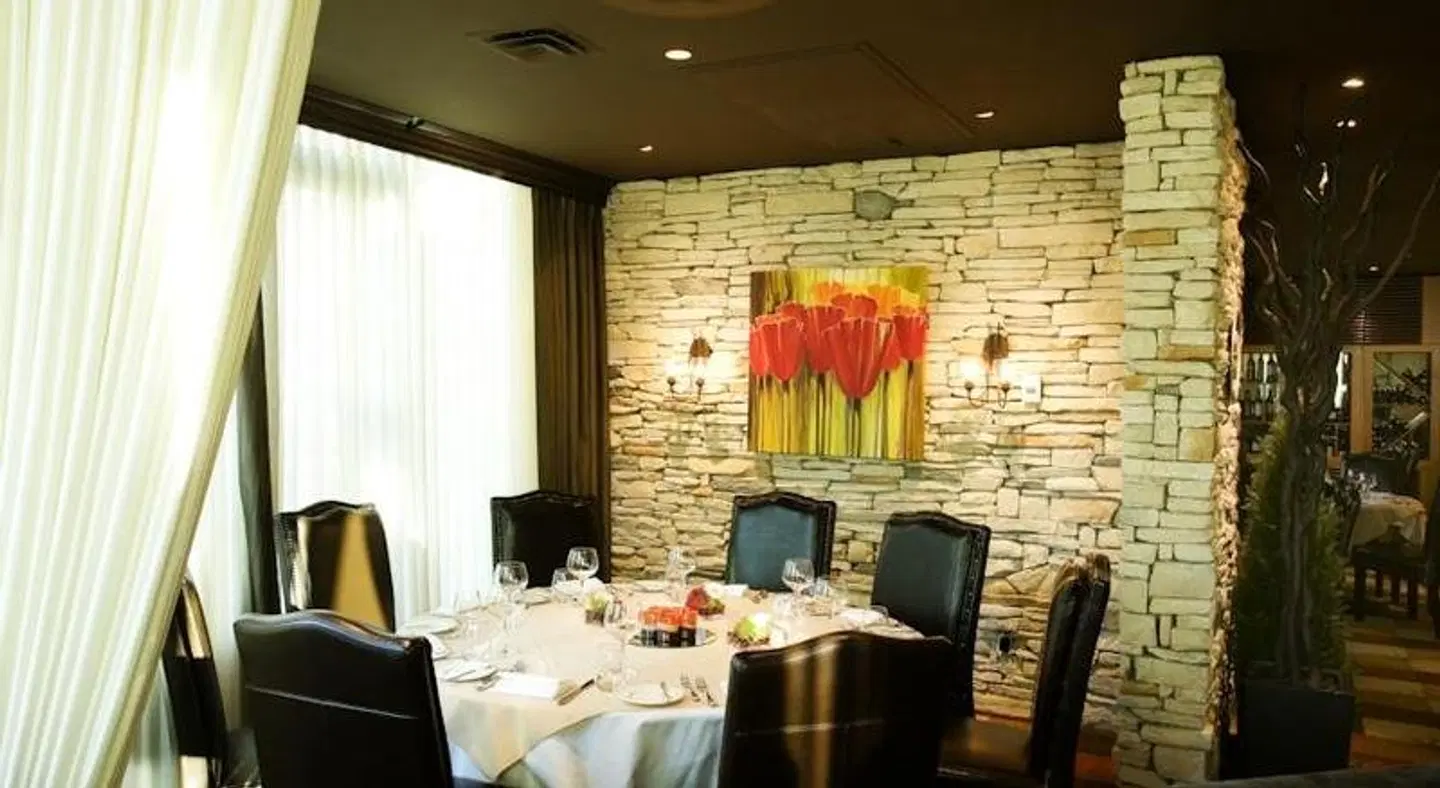 The Parker Hotel Vancouver Restaurant