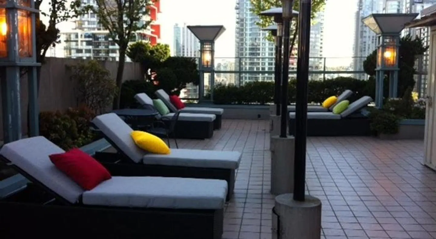The Parker Hotel Vancouver Garten