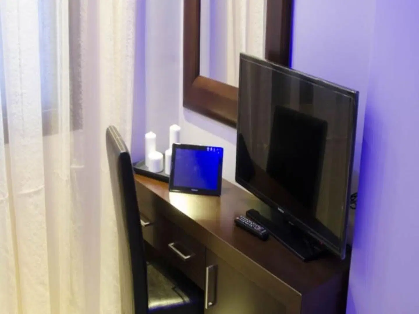 4-You Family ROOM_EXAMPLE