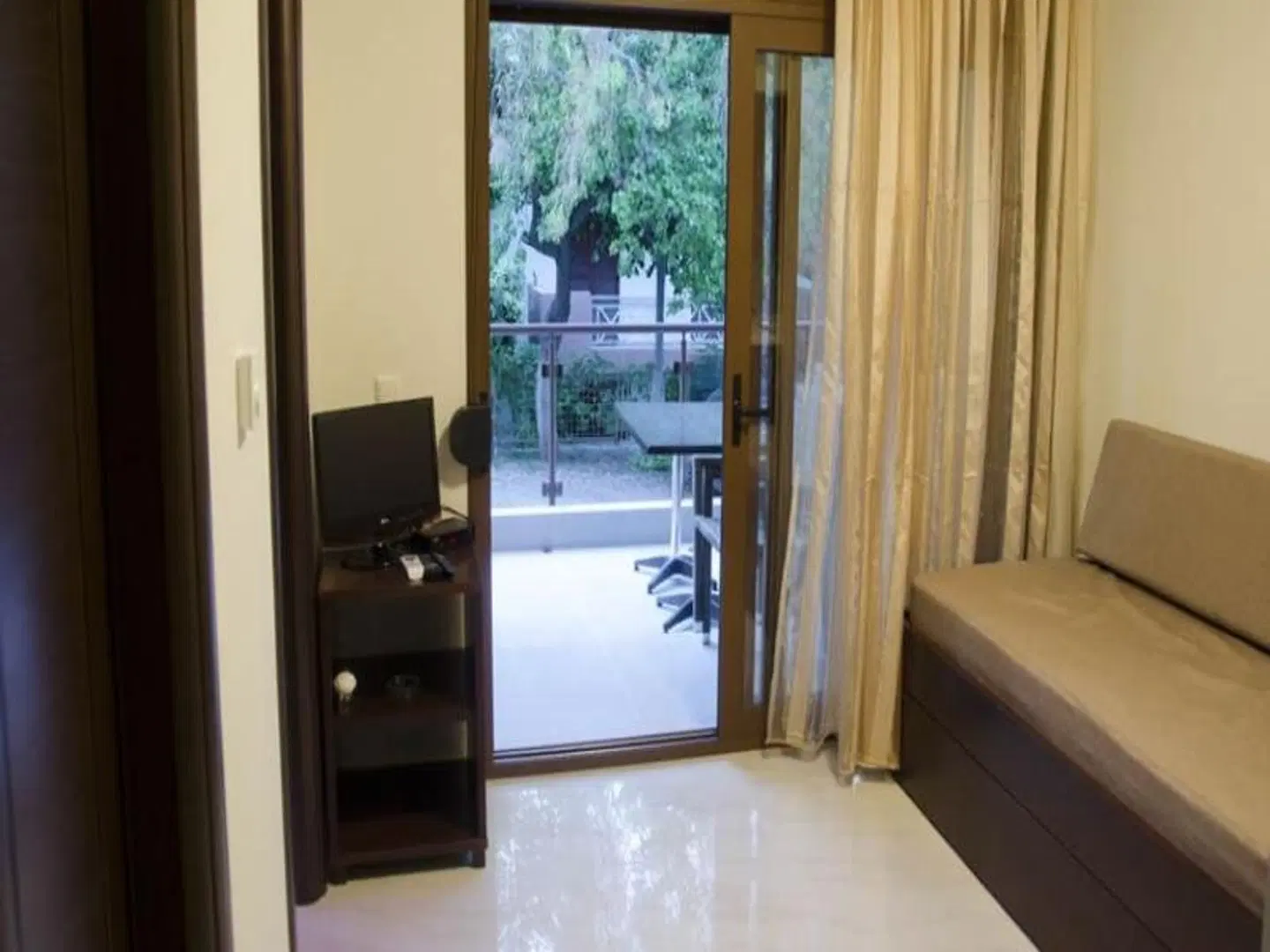 4-You Family LOUNGE_LOBBY