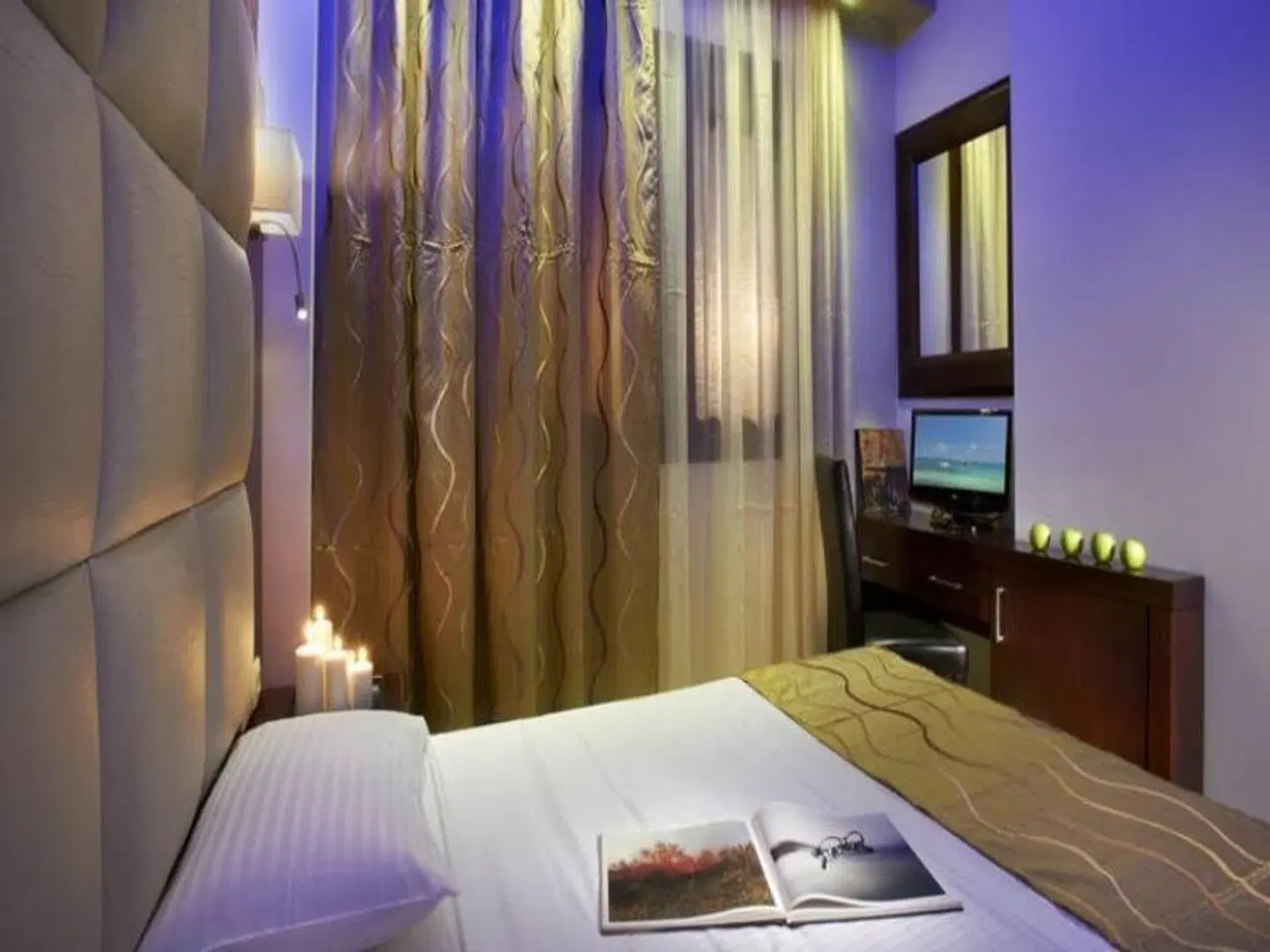 4-You Family ROOM_EXAMPLE