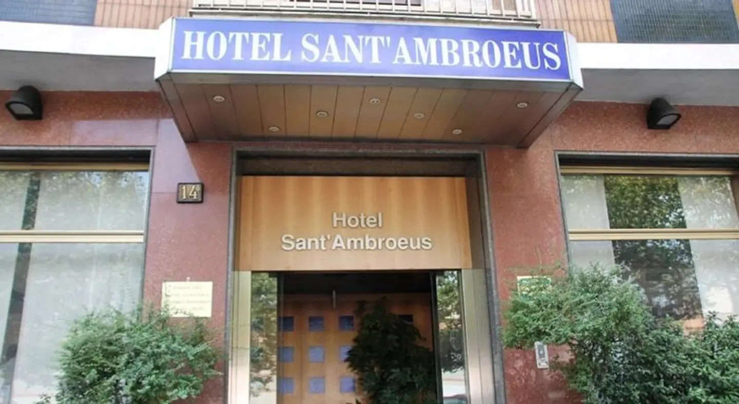 Sant'Ambroeus EXTERIOR