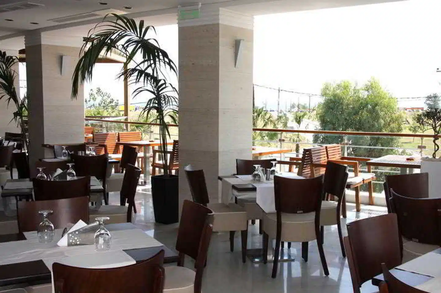 Cosmopolitan Hotel & Spa Restaurant