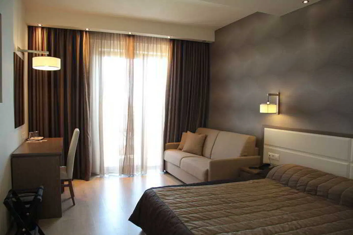 Cosmopolitan Hotel & Spa ROOM_EXAMPLE