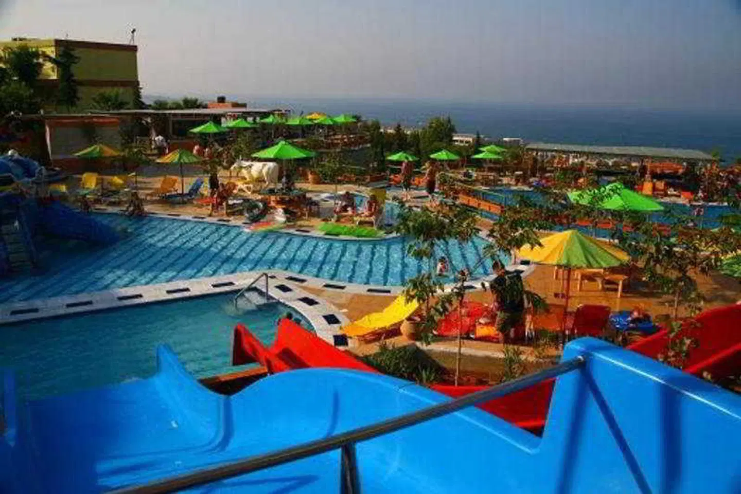 Aqua Sun Village & Water Park OUTDOOR_POOL