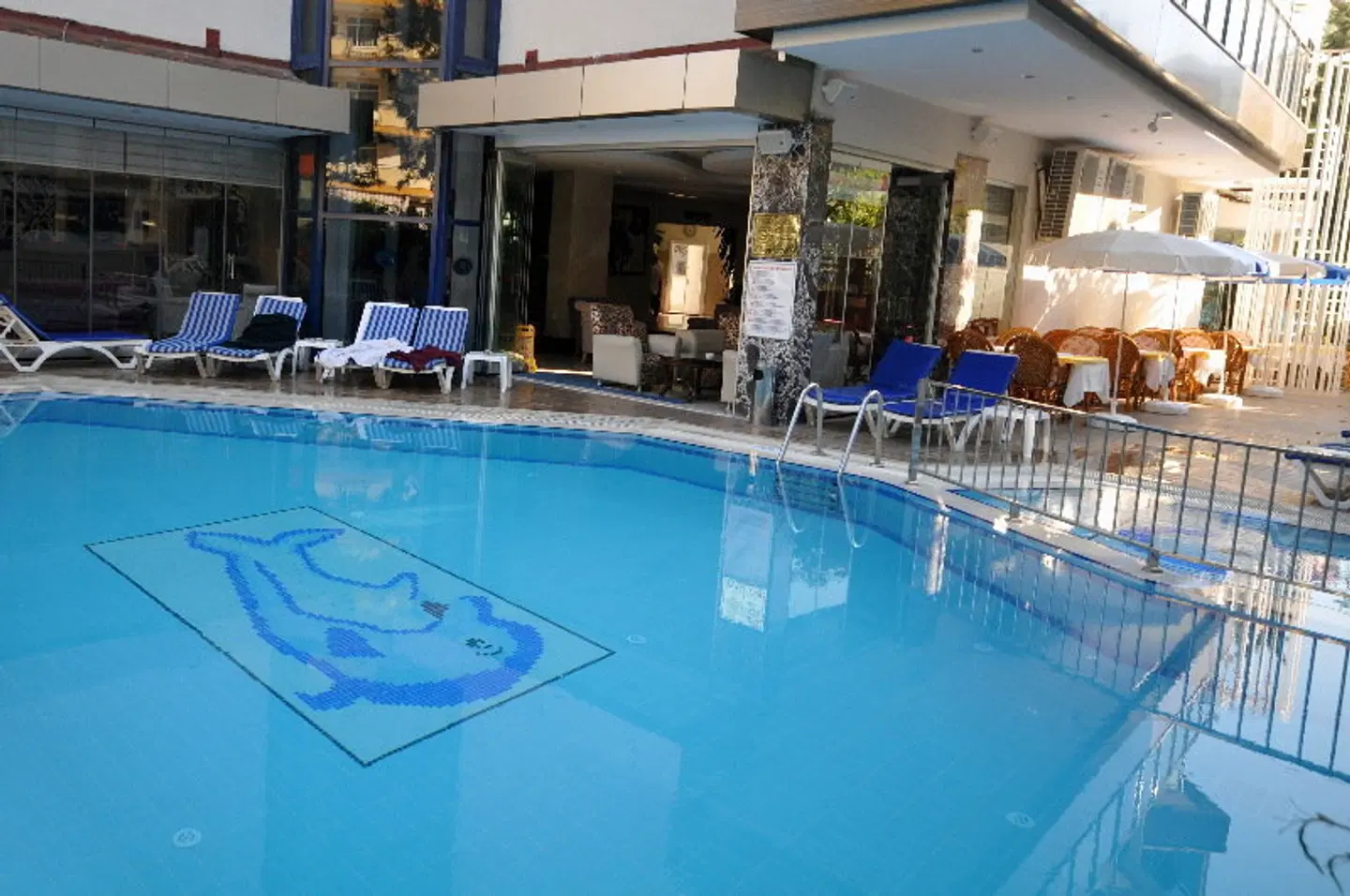 Kleopatra Micador OUTDOOR_POOL