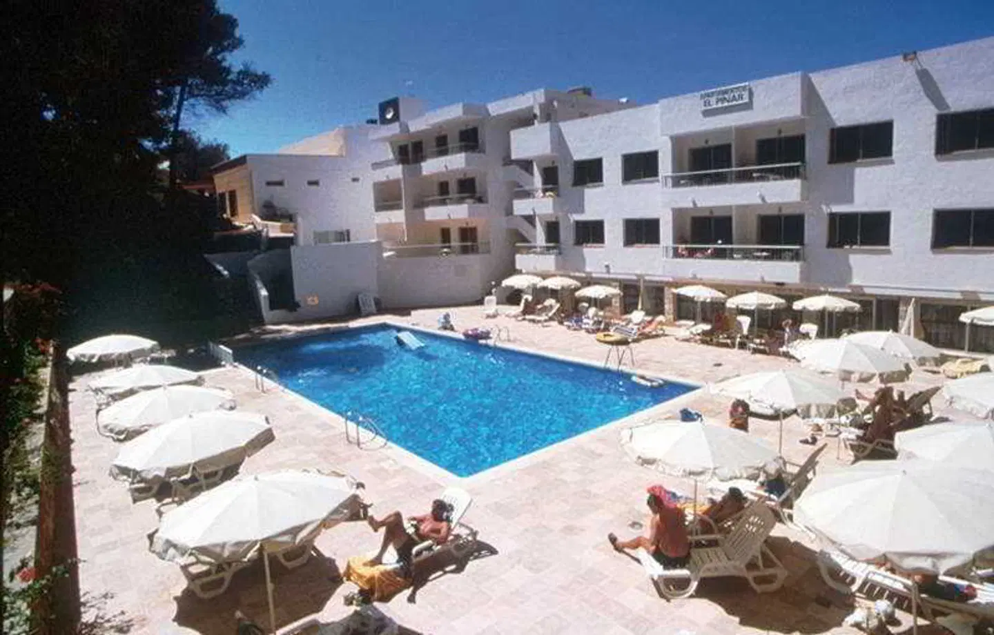 El Pinar OUTDOOR_POOL