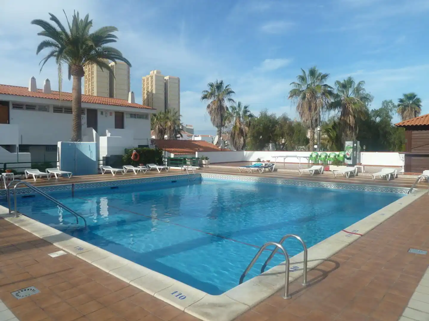 Apartamentos Paradero Pool