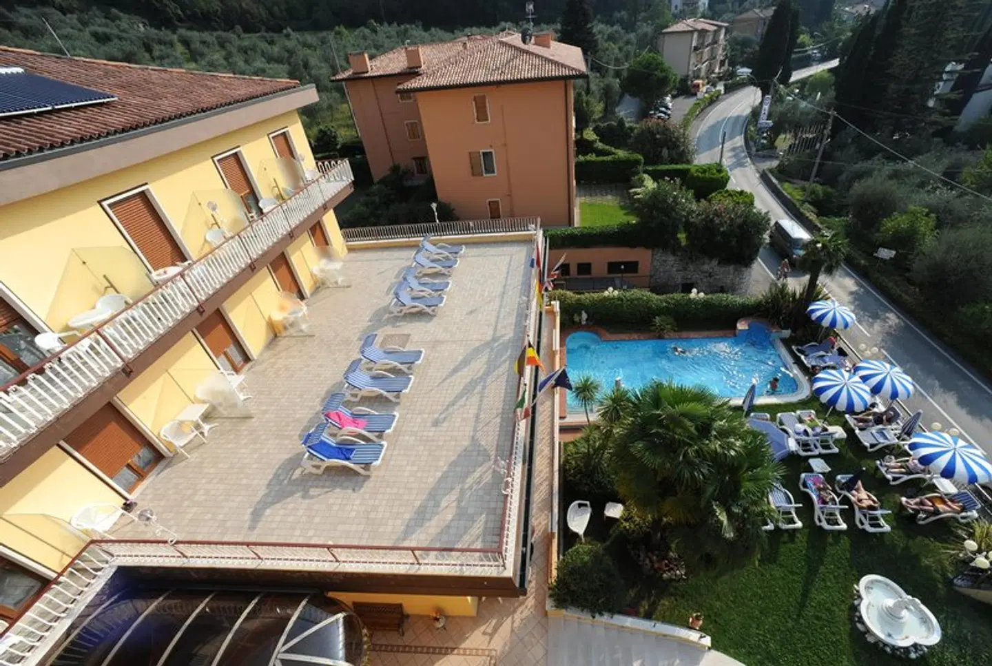 Hotel Cristallo EXTERIOR