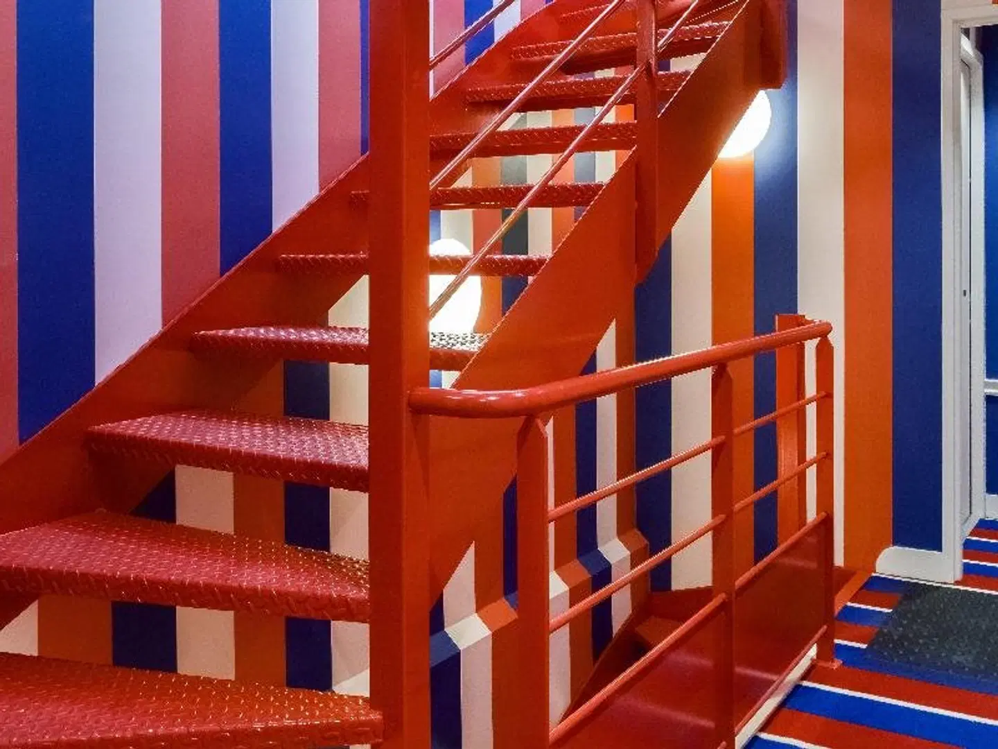 Hotel 34B - Astotel EXTERIOR