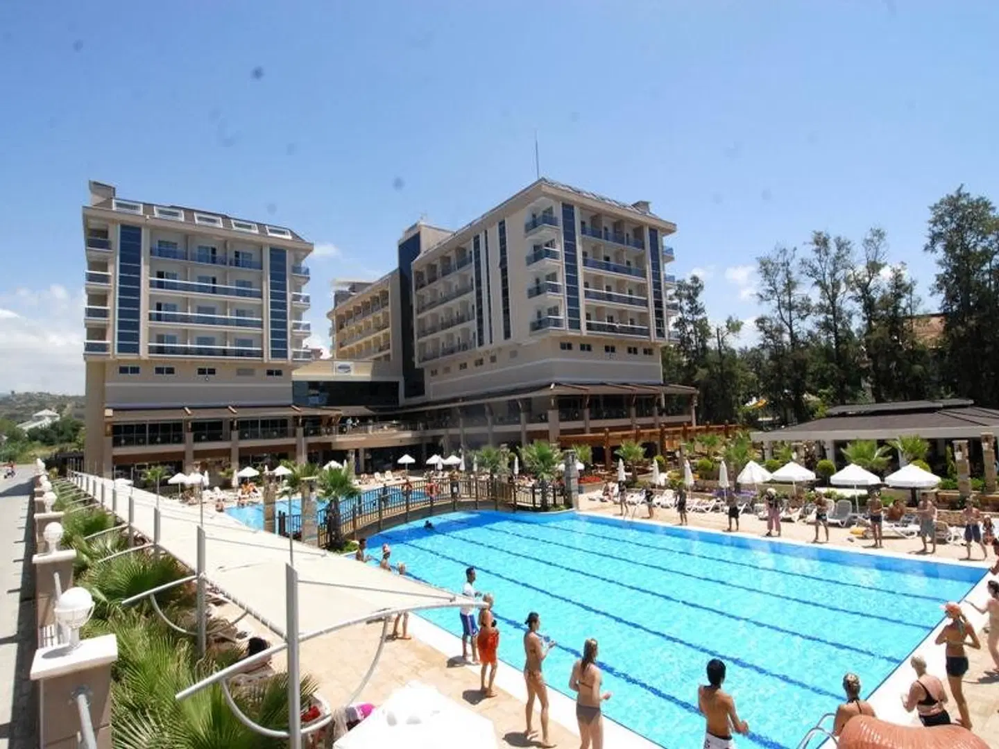 Dizalya Palm Garden Hotel OUTDOOR_POOL