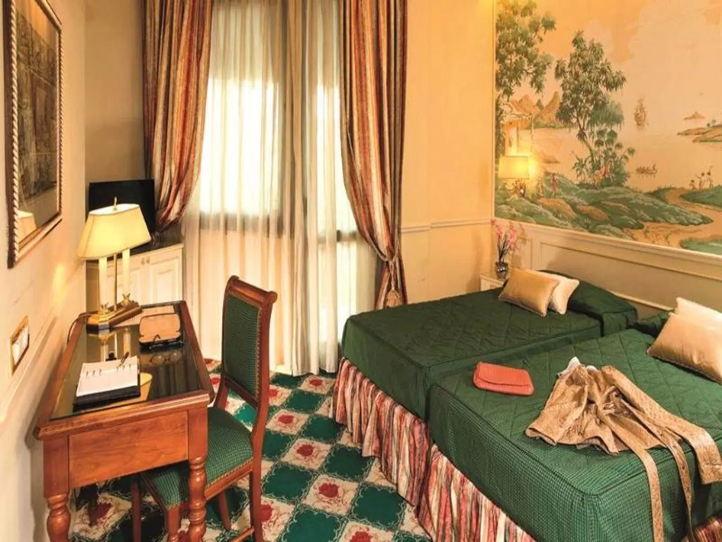 Donna Laura Palace ROOM_EXAMPLE