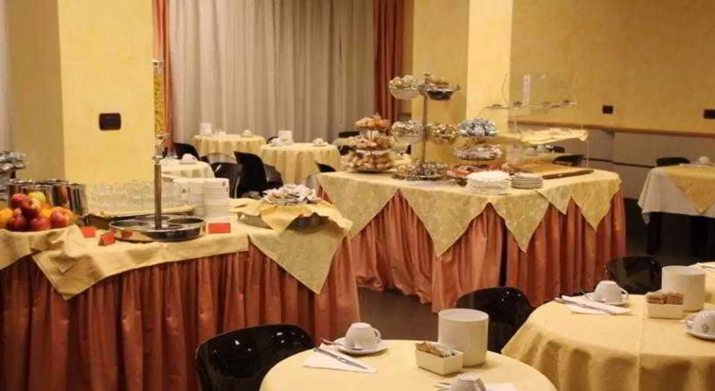 Sant'Ambroeus Restaurant