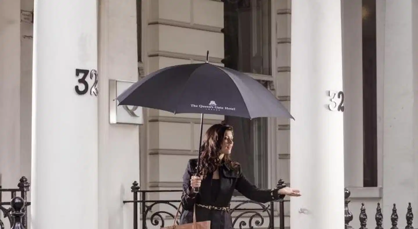 The Queens Gate Hotel Aussenansicht