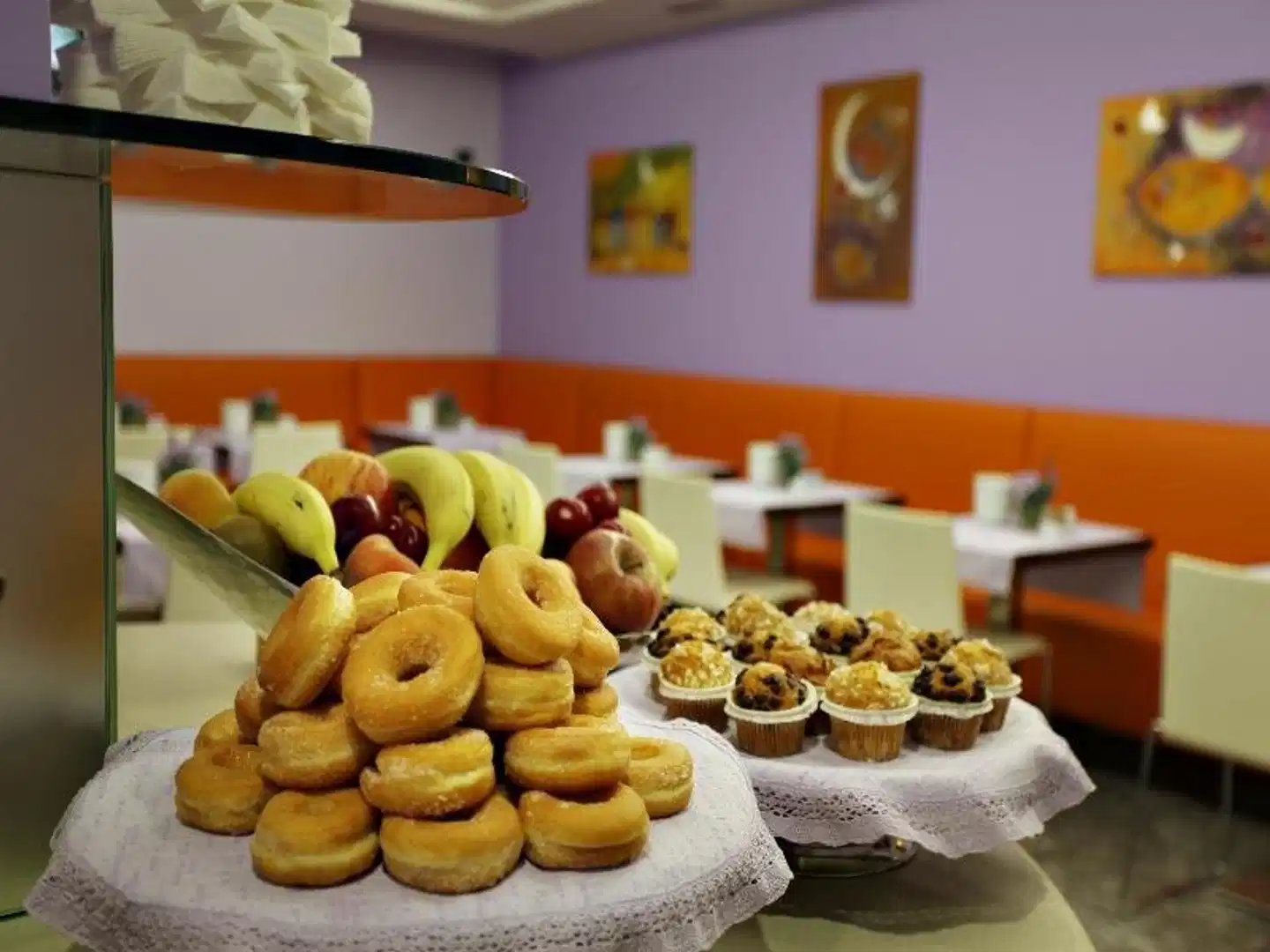 Des Etrangers Restaurant