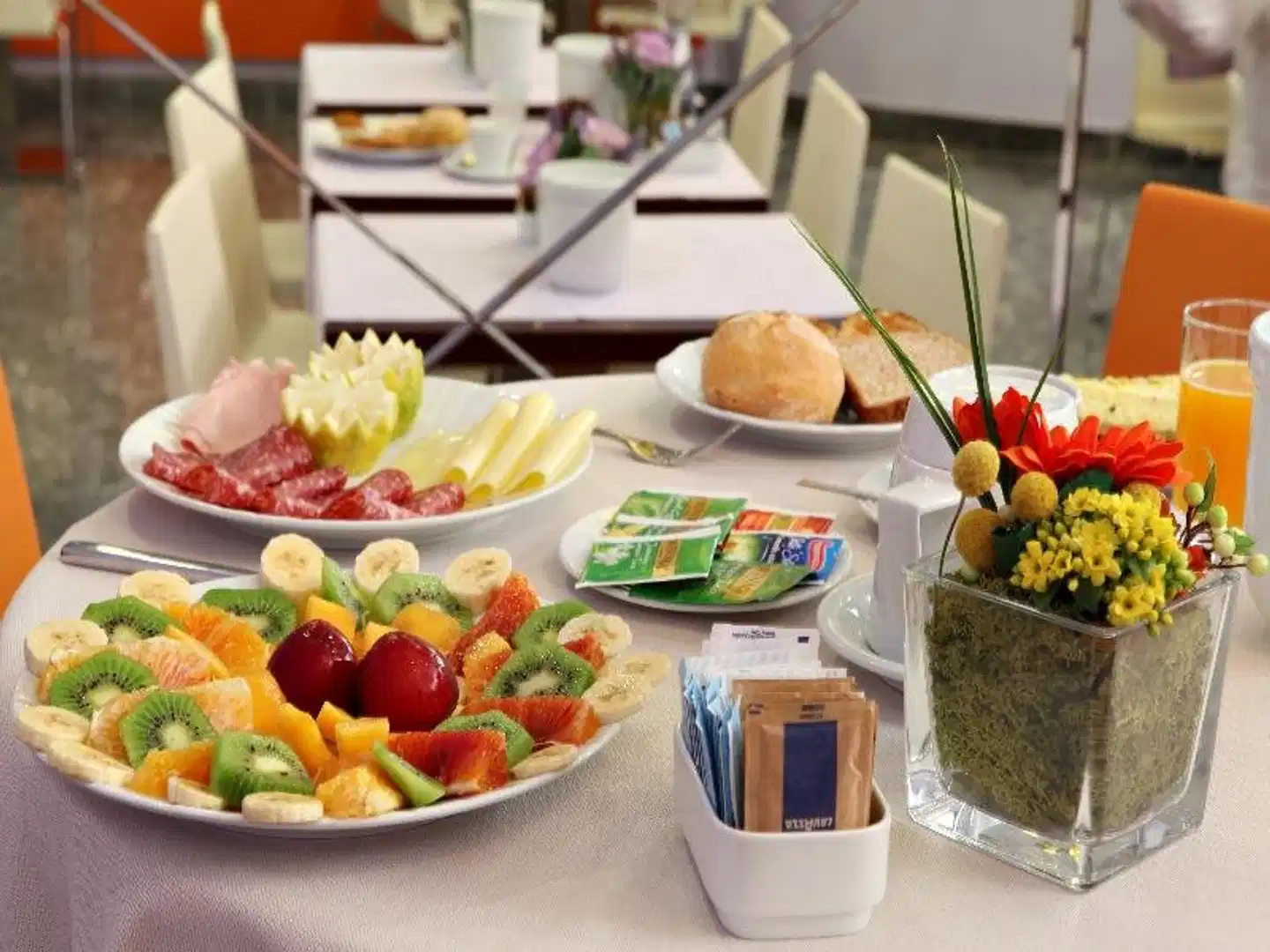 Des Etrangers Restaurant