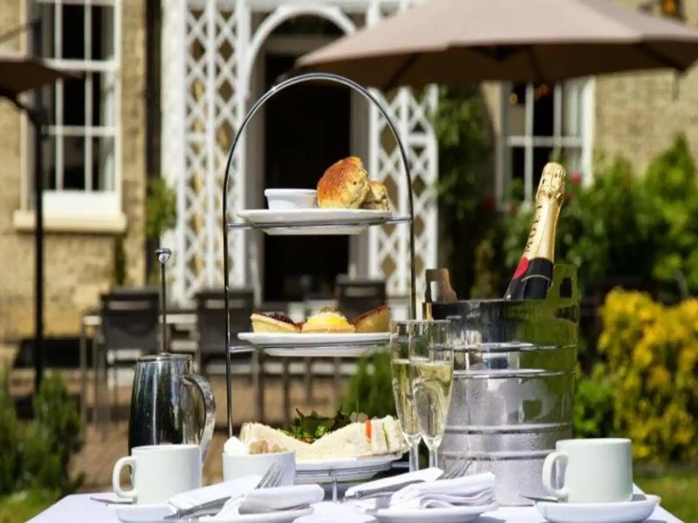 London Chigwell Prince Regent Hotel, BW Signature Collection Garten