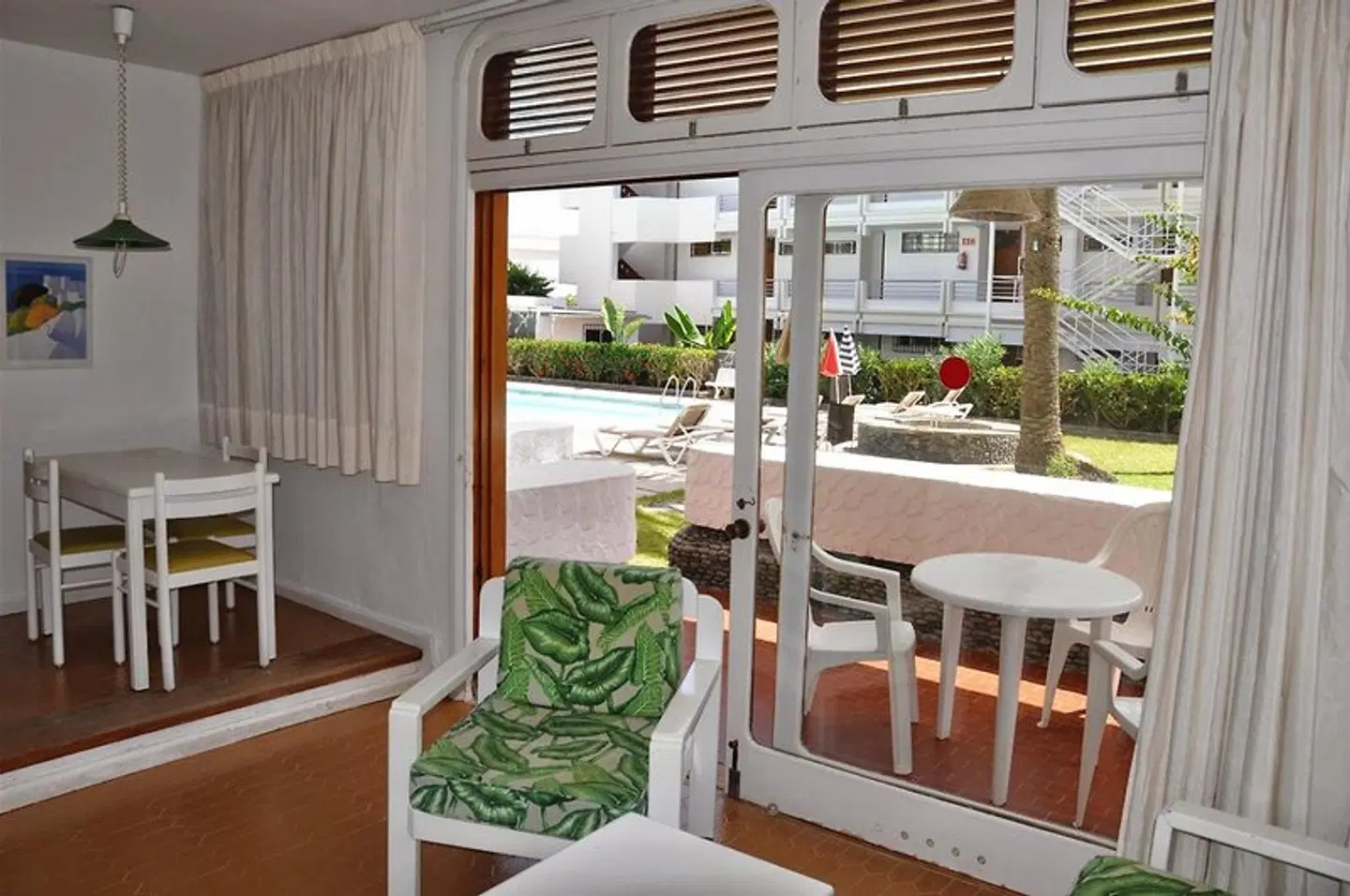 Apartamentos Los Mariachis Terrasse