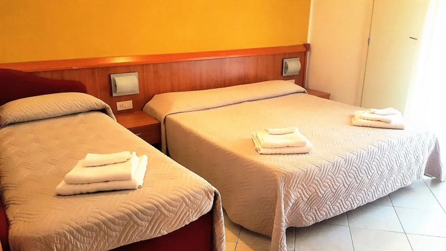 Bengasi ROOM_EXAMPLE