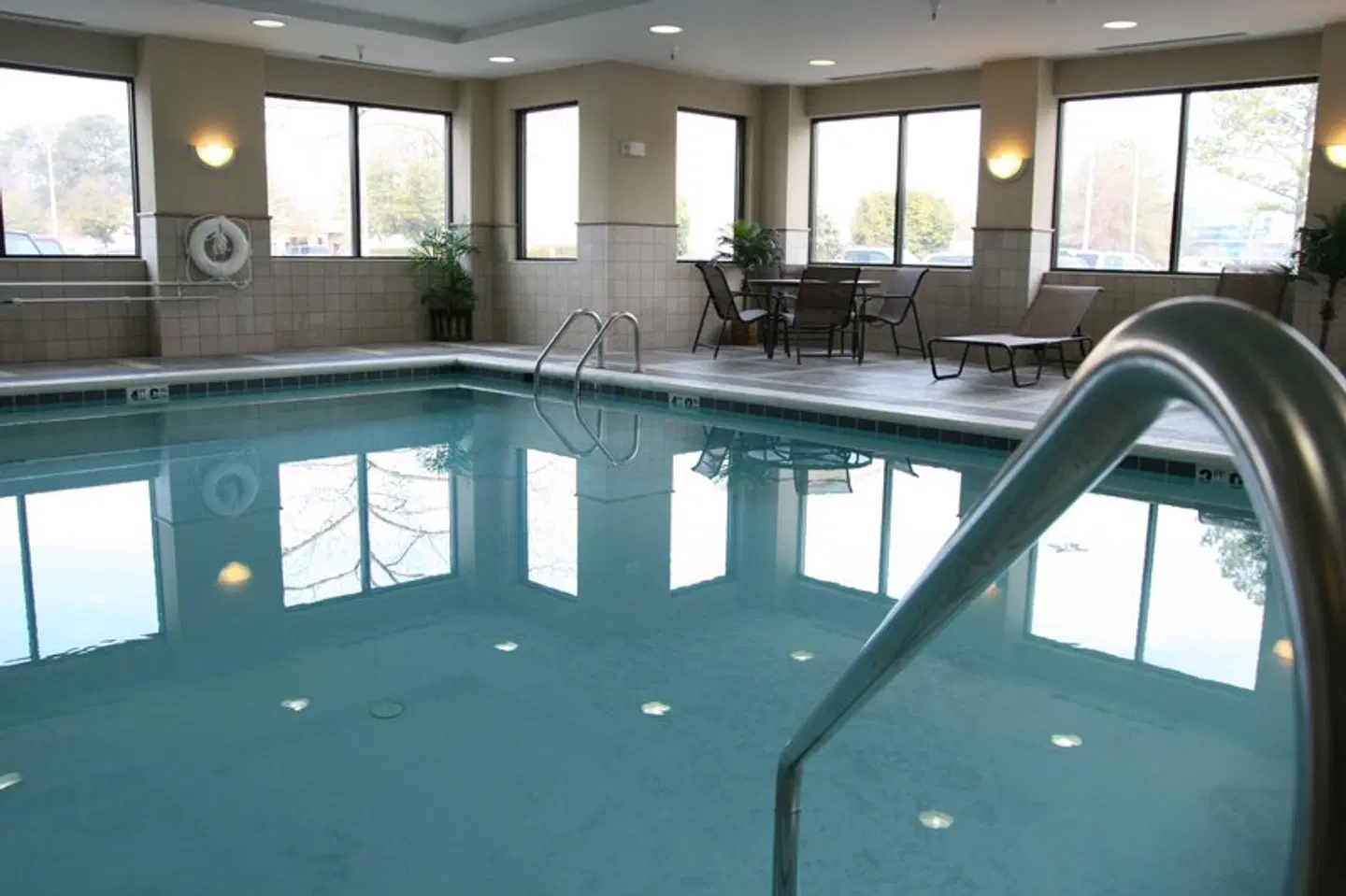 Hampton Inn & Suites Norfolk-Airport Hallenbad