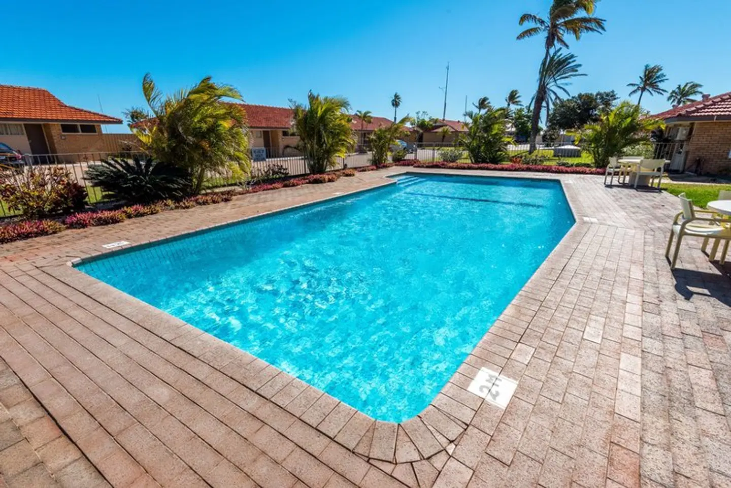 Hospitality Carnarvon, SureStay Collection by Best Western OUTDOOR_POOL