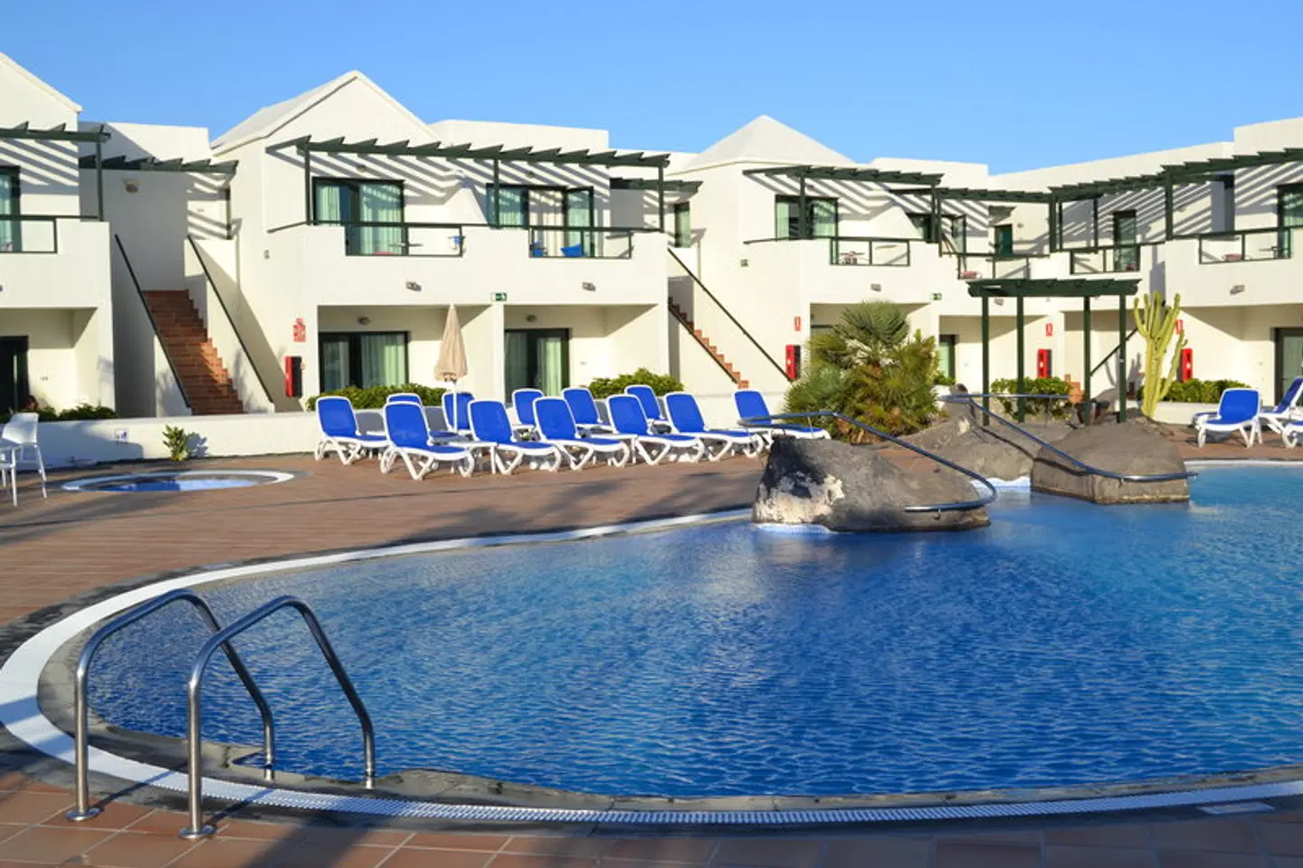 Hotel Pocillos Playa OUTDOOR_POOL