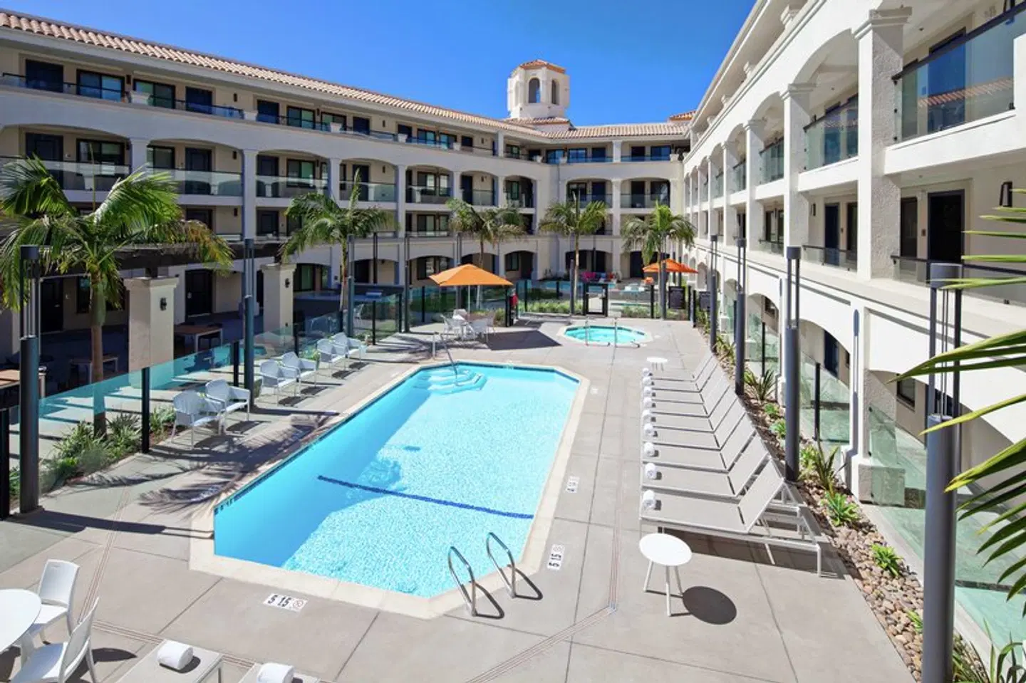 Homewood Suites by Hilton San Diego Central OUTDOOR_POOL