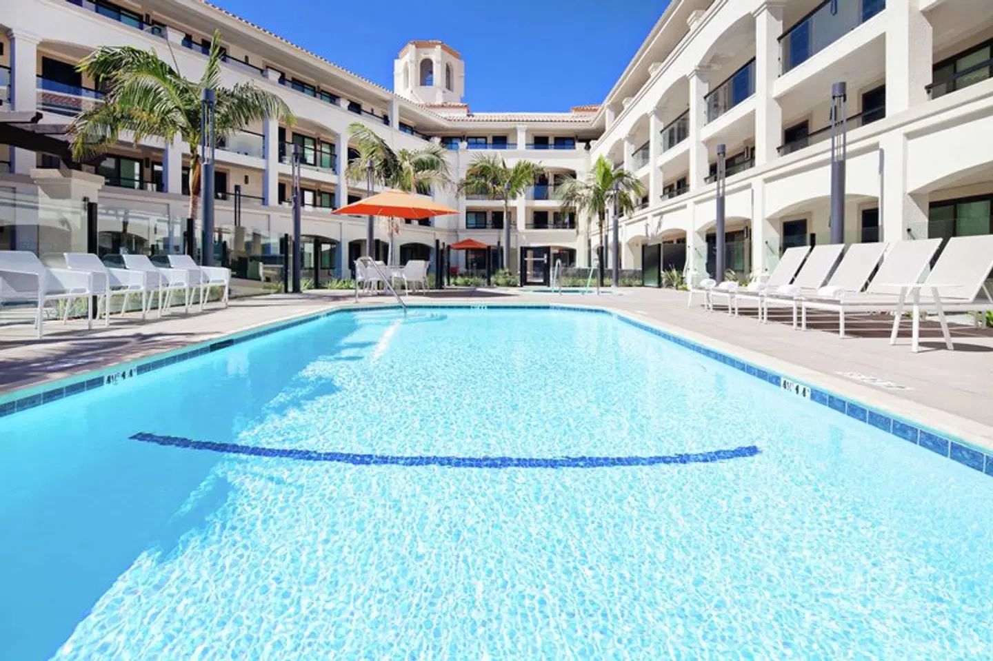Homewood Suites by Hilton San Diego Central OUTDOOR_POOL