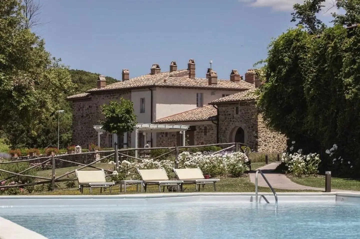 Podere Brizio OUTDOOR_POOL
