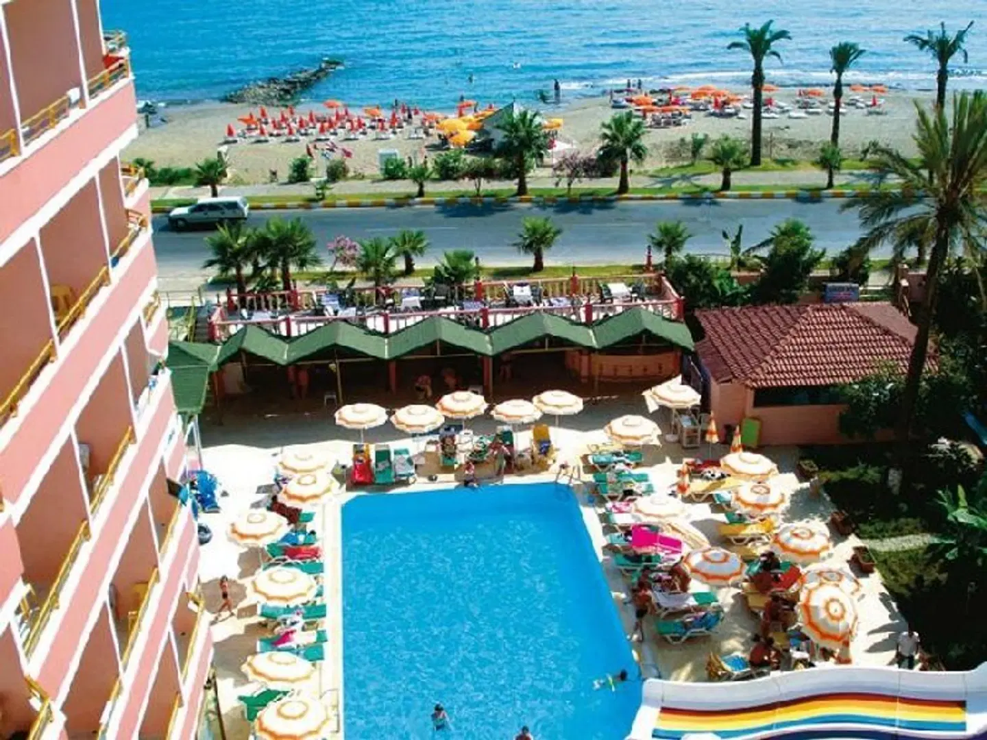 Grand Barhan Hotel OUTDOOR_POOL