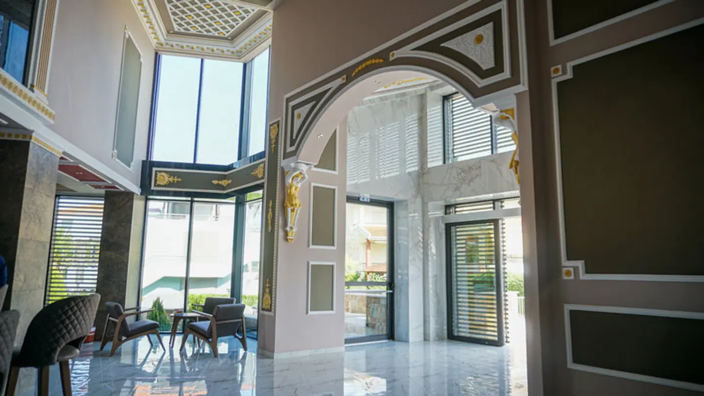Agnes Deluxe Hotel LOUNGE_LOBBY