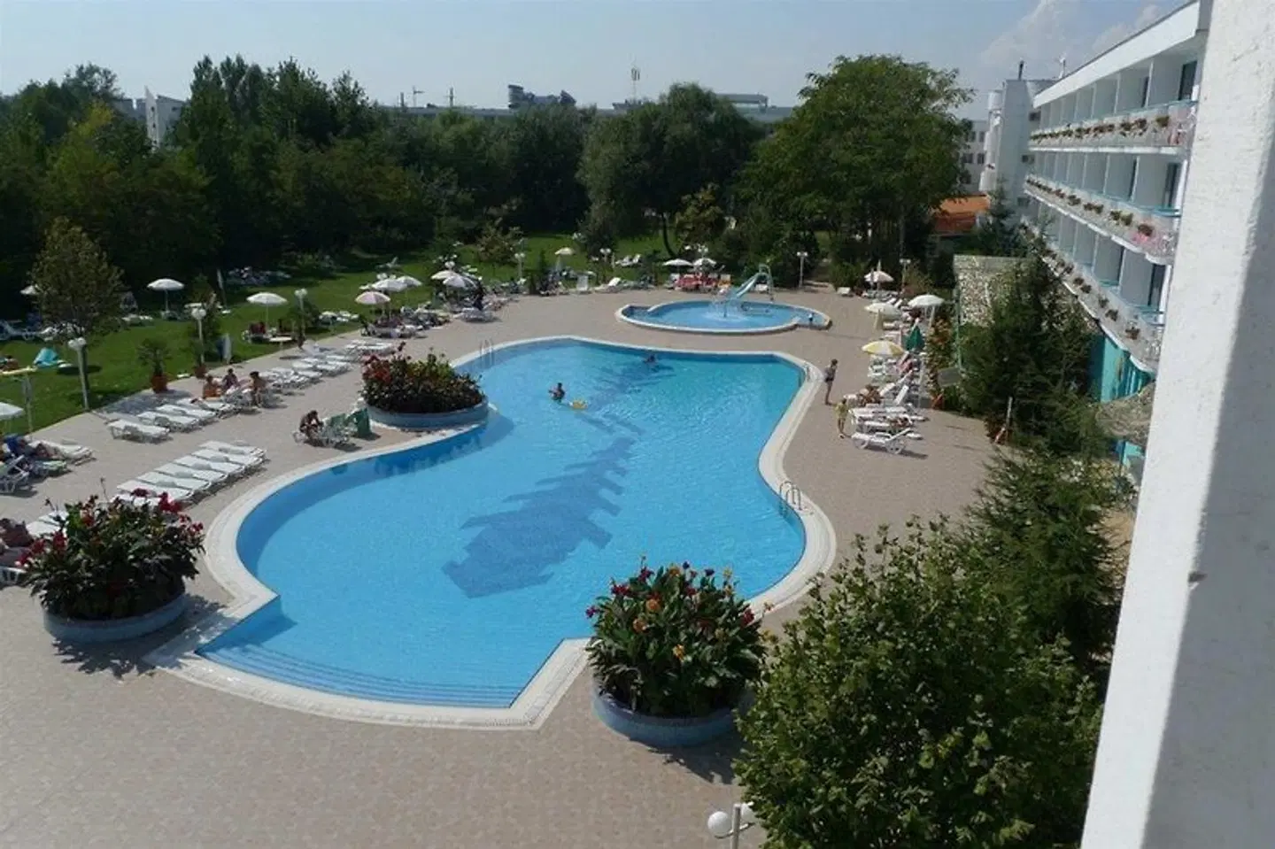 Zefir Hotel OUTDOOR_POOL