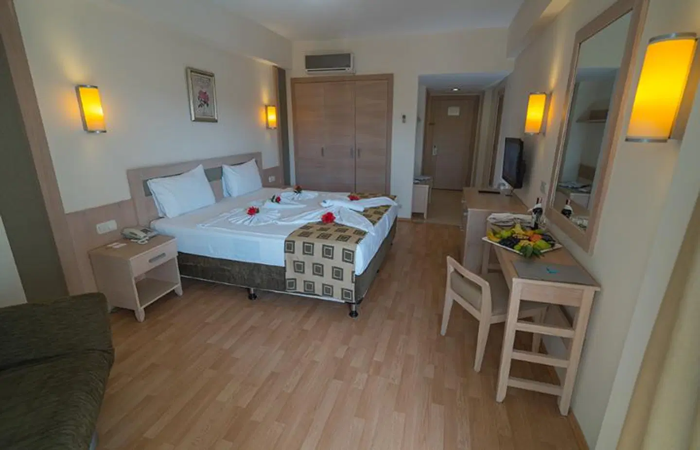 Side Breeze Hotel ROOM_EXAMPLE