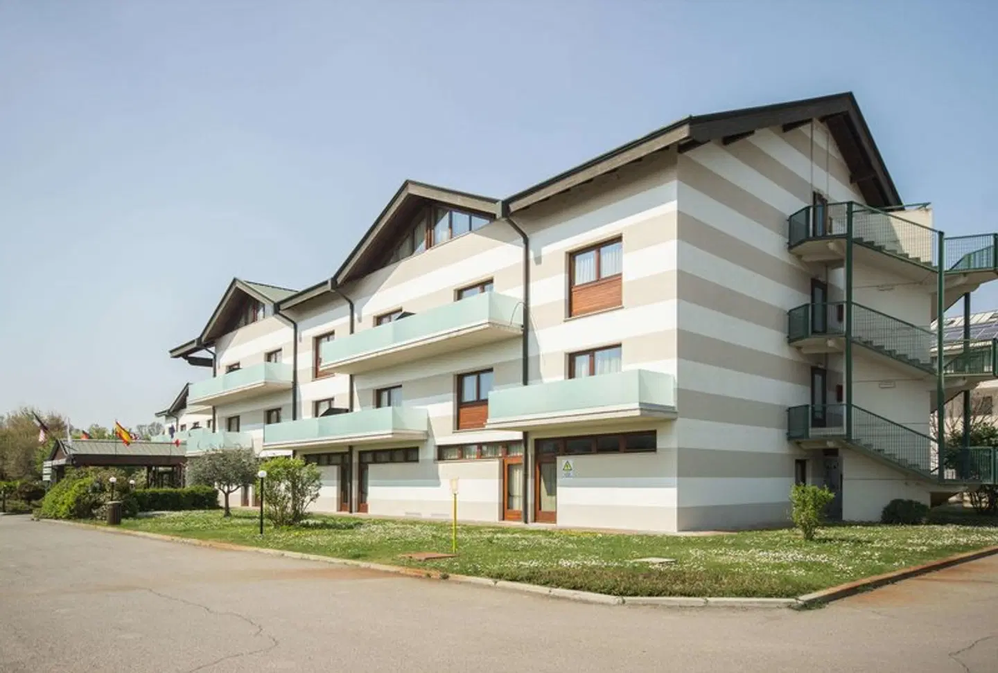 Best Western Modena District EXTERIOR