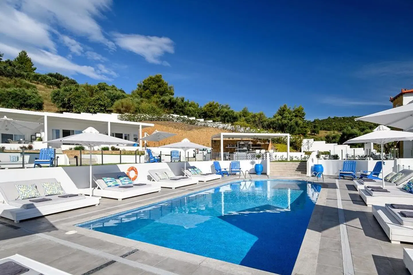 Villa D'oro Luxury Villas & Suites OUTDOOR_POOL