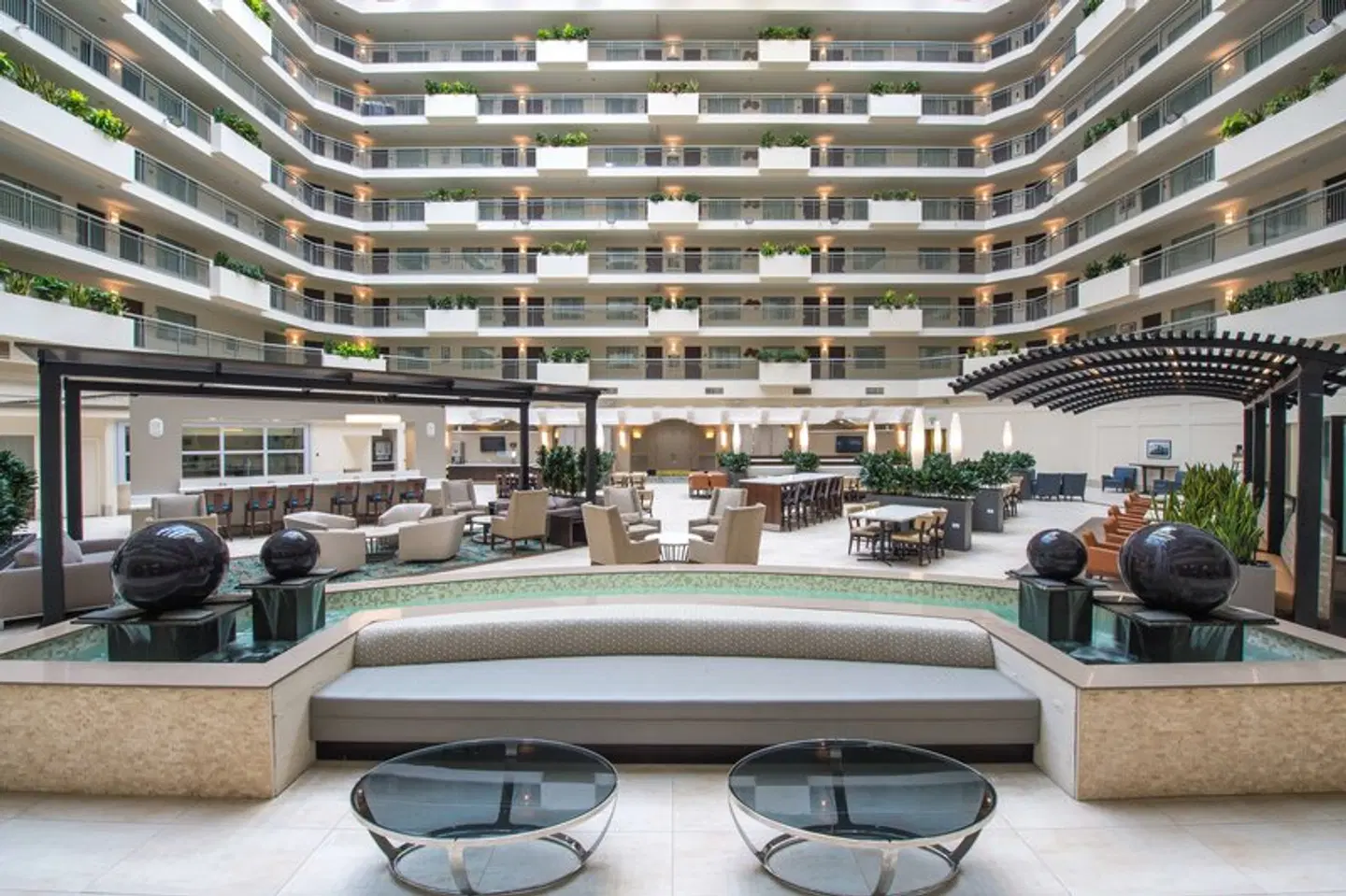 Embassy Suites by Hilton Seattle Tacoma International Airport Terrasse