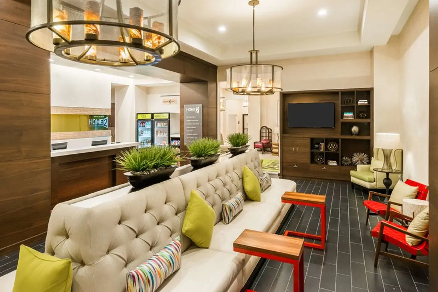 Home2 Suites by Hilton Atlanta Downtown Bar
